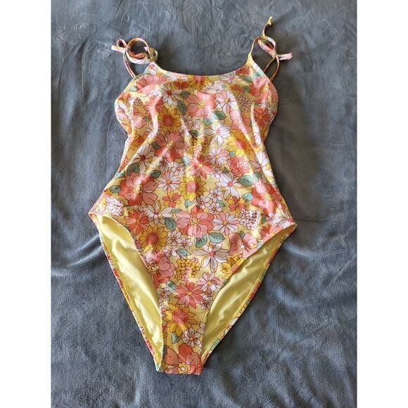 TAHITI Swimsuit  - Picture 1 of 7